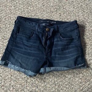 American Eagle super super stretch hi-rise shortie